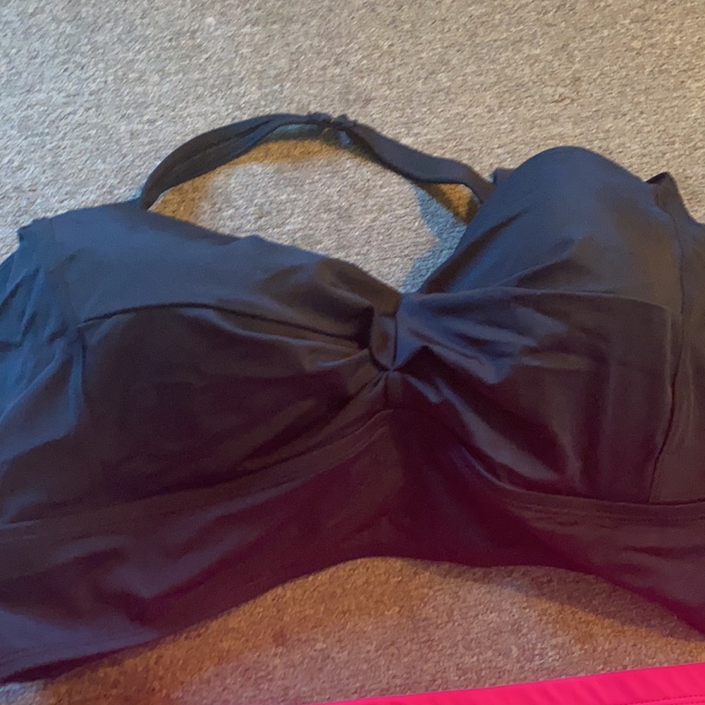 Bikini - Picture 4 of 5